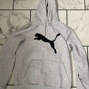 Womens size medium sweatshirt